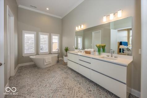 4305 Prairie Falcon Drive Zionsville IN 46077