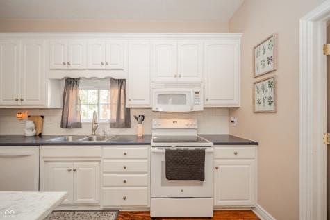 211 Taylor Street Pendleton IN 46064