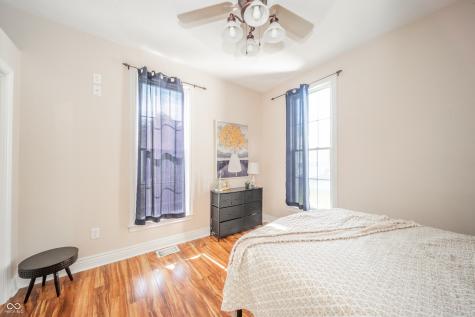 211 Taylor Street Pendleton IN 46064