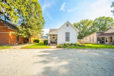 211 Taylor Street Pendleton IN 46064