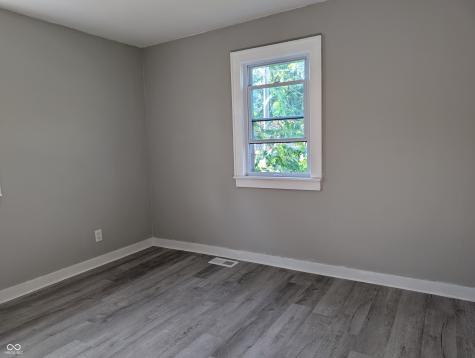 219 E Perry Street Versailles IN 47042
