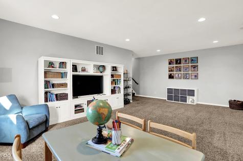 2288 Lingerman Court Avon IN 46123