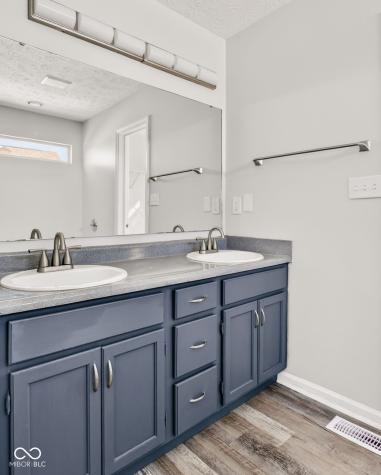 5201 Mesa Verde Drive Indianapolis IN 46237
