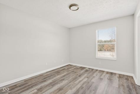 5201 Mesa Verde Drive Indianapolis IN 46237