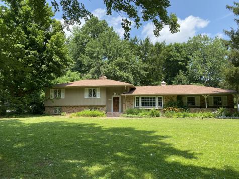1836 Nottingham Drive Indianapolis IN 46240