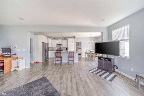 305 Waterford Lane Pendleton IN 46064