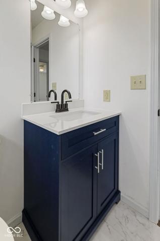 7711 N 140 E Alexandria IN 46001