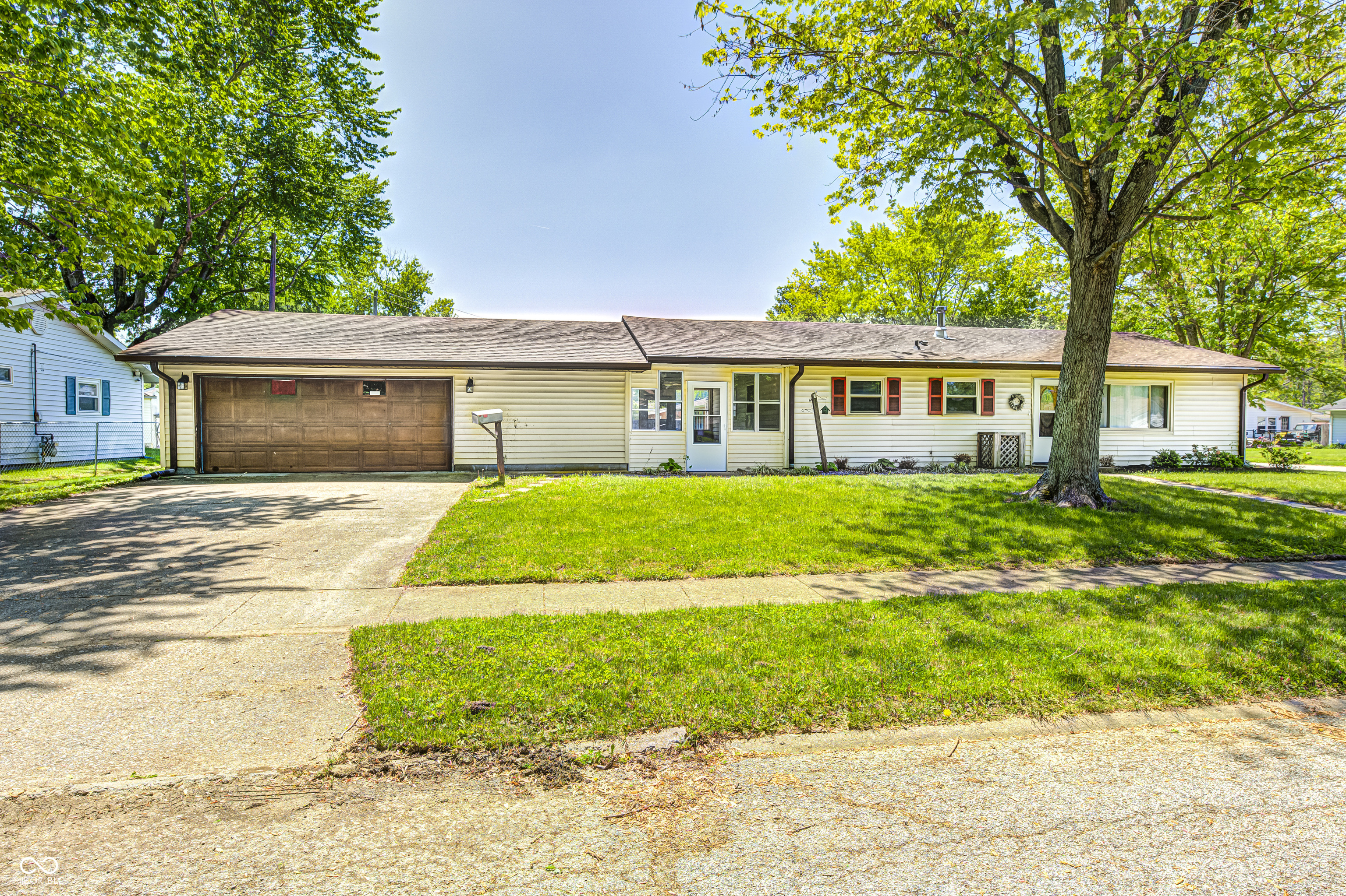 423 W Janet Drive Brownsburg IN 46112