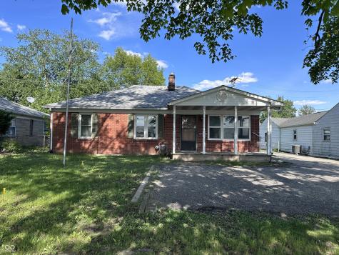 63 N Avon Avenue Avon IN 46123