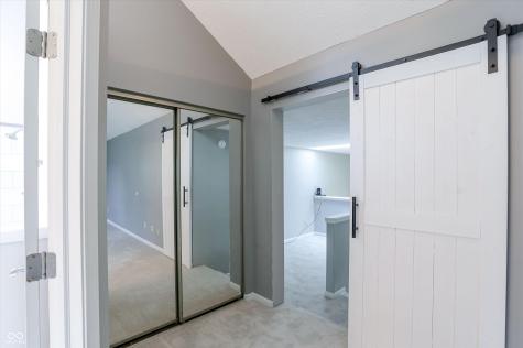 11233 Bayridge Circle E Indianapolis IN 46236