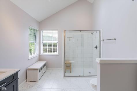 11233 Bayridge Circle E Indianapolis IN 46236