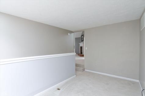 11233 Bayridge Circle E Indianapolis IN 46236