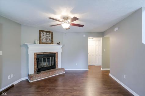 11233 Bayridge Circle E Indianapolis IN 46236