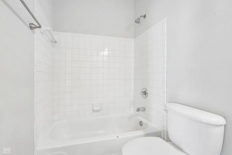 2082 Lawrin Court Indianapolis IN 46234