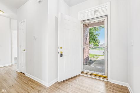 2082 Lawrin Court Indianapolis IN 46234