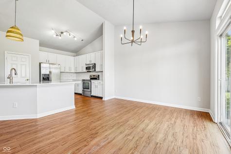 2082 Lawrin Court Indianapolis IN 46234