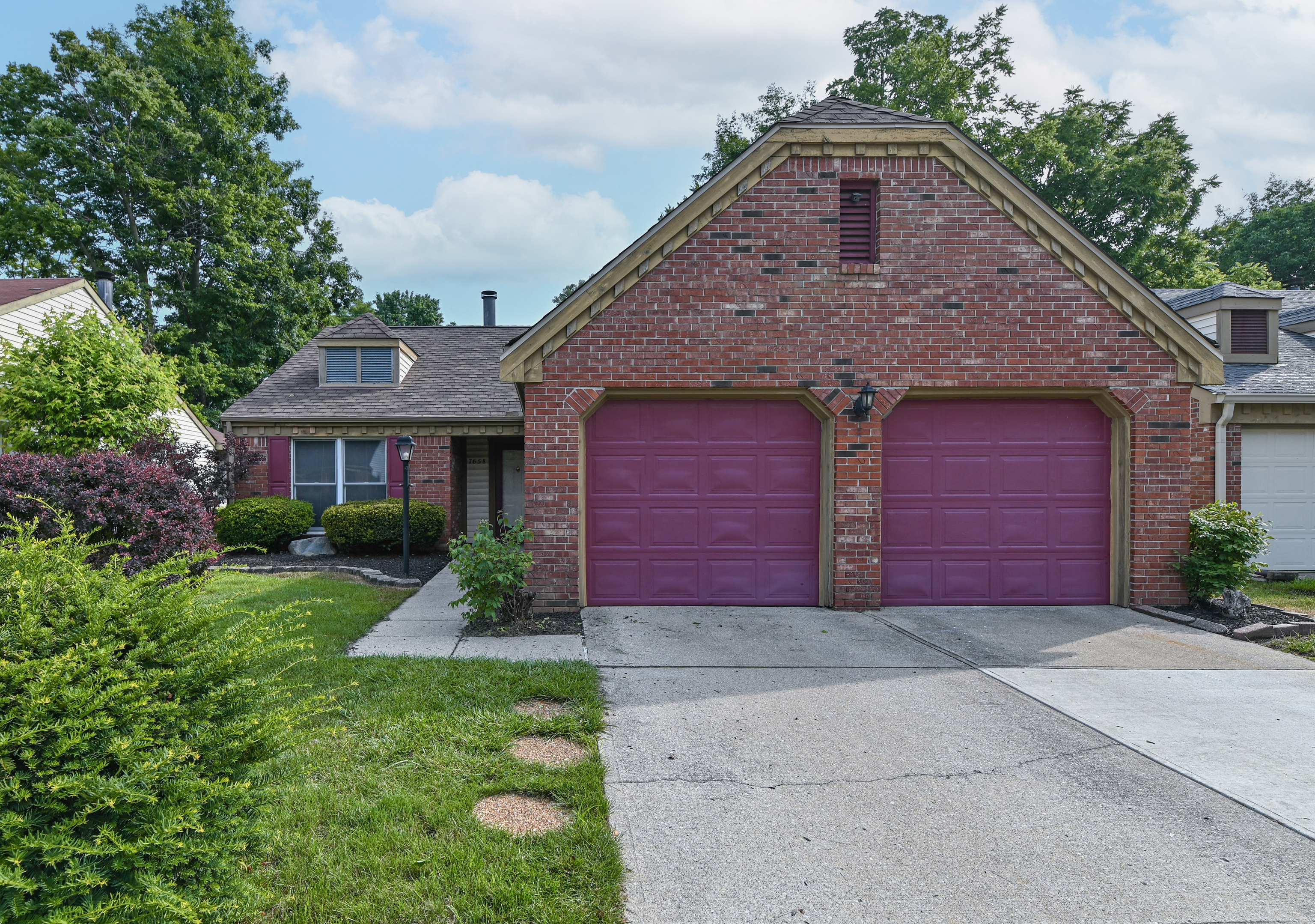 7658 Willowood Street Indianapolis IN 46214