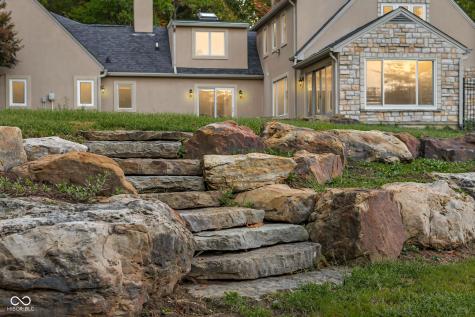 4872 S Poplar Drive Columbus IN 47201