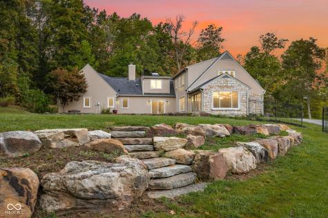 4872 S Poplar Drive Columbus IN 47201