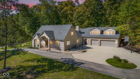 4872 S Poplar Drive Columbus IN 47201