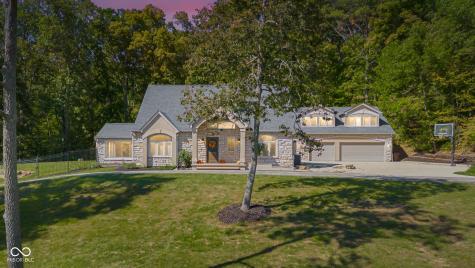 4872 S Poplar Drive Columbus IN 47201