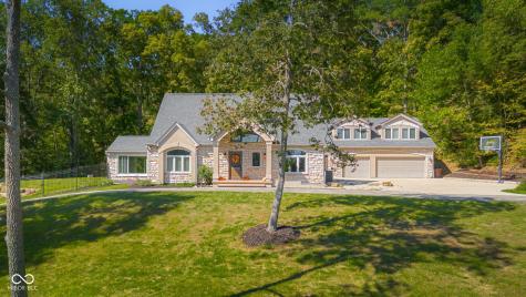 4872 S Poplar Drive Columbus IN 47201