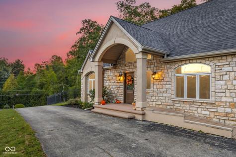 4872 S Poplar Drive Columbus IN 47201