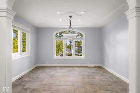 4872 S Poplar Drive Columbus IN 47201