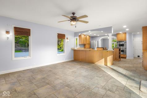 4872 S Poplar Drive Columbus IN 47201