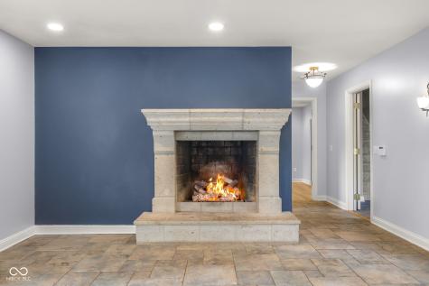 4872 S Poplar Drive Columbus IN 47201