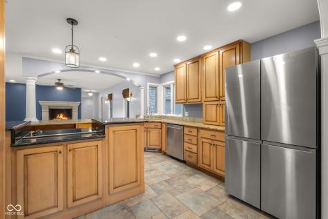 4872 S Poplar Drive Columbus IN 47201