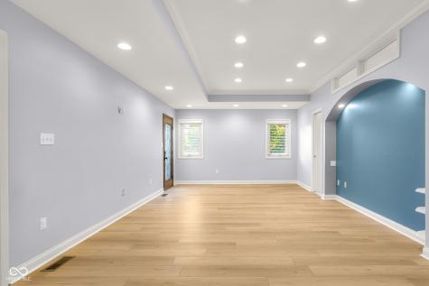 4872 S Poplar Drive Columbus IN 47201