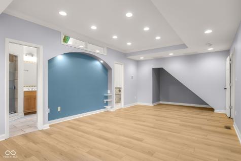 4872 S Poplar Drive Columbus IN 47201