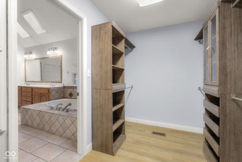 4872 S Poplar Drive Columbus IN 47201