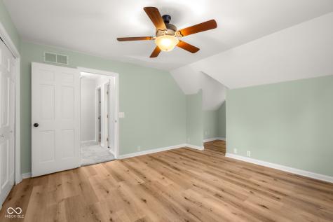 4872 S Poplar Drive Columbus IN 47201