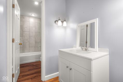 4872 S Poplar Drive Columbus IN 47201