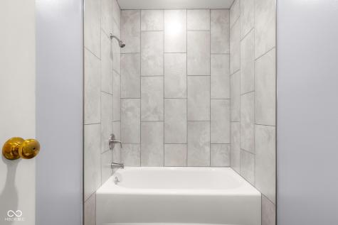 4872 S Poplar Drive Columbus IN 47201