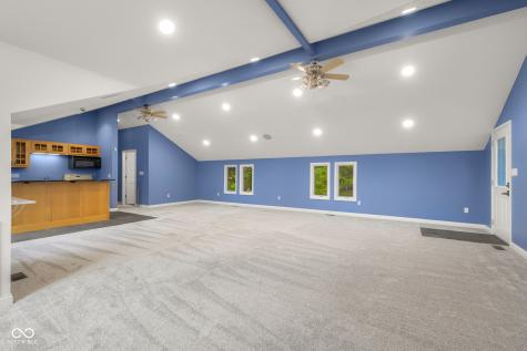 4872 S Poplar Drive Columbus IN 47201