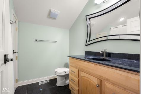 4872 S Poplar Drive Columbus IN 47201