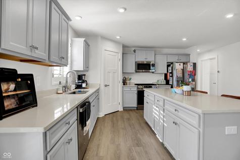 953 Independence Drive Edinburgh IN 46124