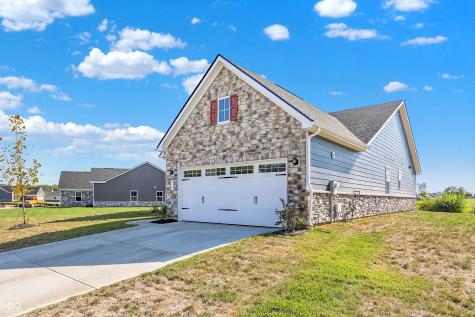 953 Independence Drive Edinburgh IN 46124