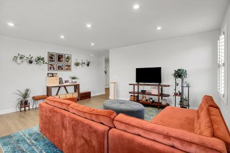 953 Independence Drive Edinburgh IN 46124