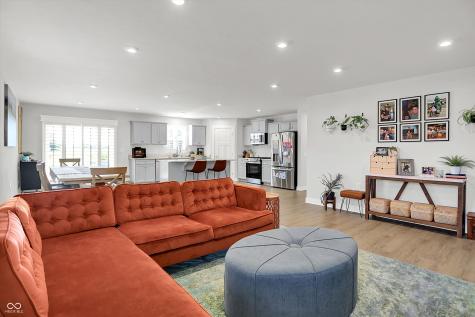 953 Independence Drive Edinburgh IN 46124