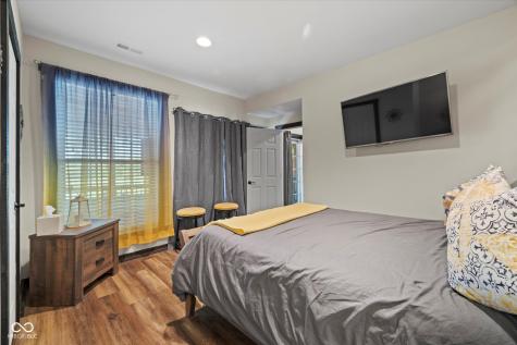 4738 Point Idalawn Drive Unionville IN 47468