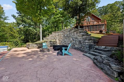 4738 Point Idalawn Drive Unionville IN 47468