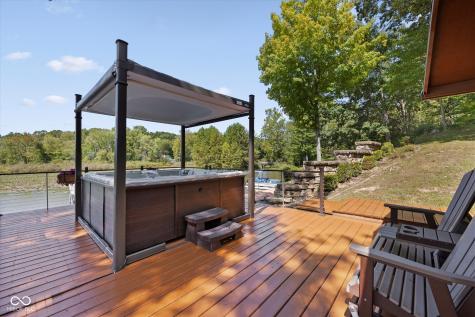 4738 Point Idalawn Drive Unionville IN 47468