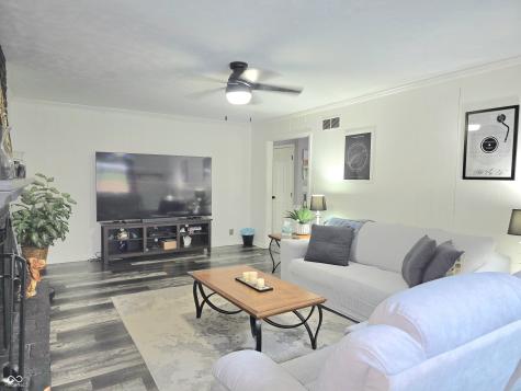 8901 Black Hawk Lane Indianapolis IN 46234