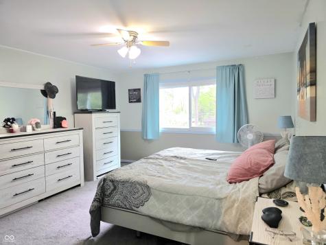 8901 Black Hawk Lane Indianapolis IN 46234