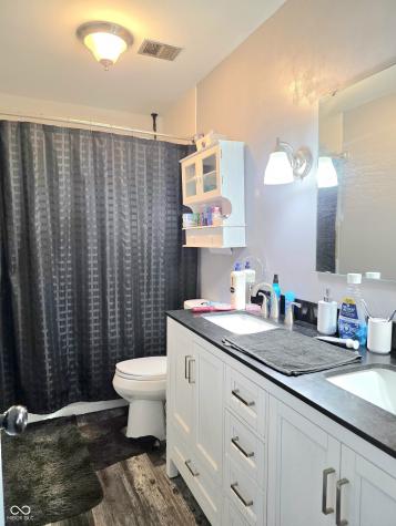 8901 Black Hawk Lane Indianapolis IN 46234
