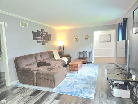 8901 Black Hawk Lane Indianapolis IN 46234